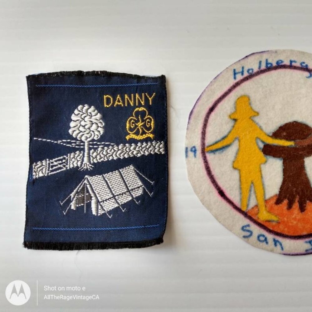 Vintage Girl Guides Patches Brownies Handmade Badge and Blue Camping Ribbon - Picture 7 of 8